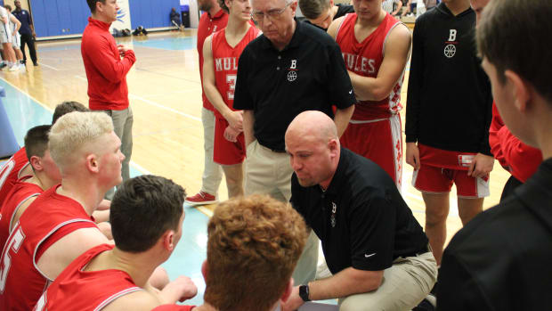 Bedford Mules Jan14-23 Antonio Cooper